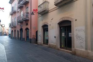 Via Pretoria locale commerciale mq. 150 netti