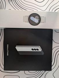 Samsung galaxy Z Fold 6 (256GB) + Galaxy watch 7