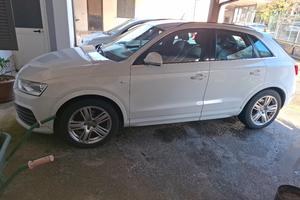 Audi q3 s line 2000 150 cavalli