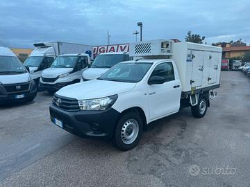 TOYOTA HILUX 2.4 150CV E6 TRASP. SURGELATI