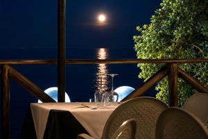 Ristorante bar sul mare - SIROLO, Spiaggia Urbani