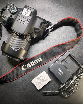 Reflex Canon 700D Speedlite 430 50mm borsa+custod