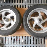 Ruota cerchio anteriore yamaha majesty 250 e 400