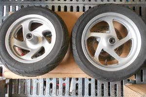 Ruota cerchio anteriore yamaha majesty 250 e 400