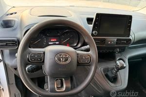 Toyota proace city passo lungo 1.5 100 cv