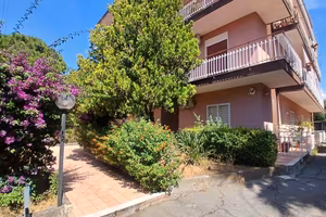 Appartamento con terrazzo e garage gravina