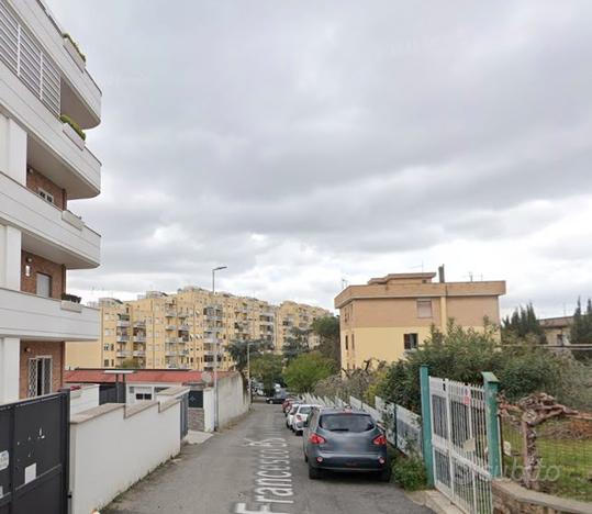 Tor vergata monolocale con balcone e posto auto