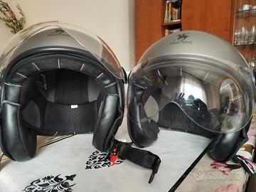 coppia caschi L e M