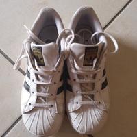 Scarpe Adidas Superstar taglia 34