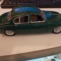 MODELLINO JAGUAR MARK II 1959 - MAISTO 1 : 18 SPEC