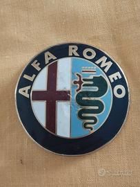 Stemma vintage Alfa Romeo