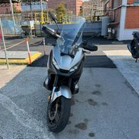 Honda xadv 750