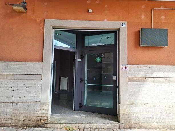 Immobile di 220 m² con più di 5 locali a Pescara - Vista 5