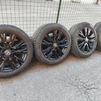 Toyota Yaris cross cerchi in lega originali