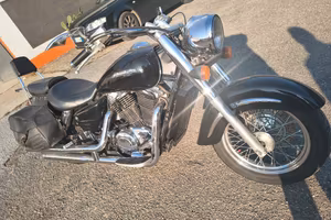 Honda VT 1100 ace 3