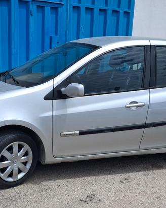 Renault Clio 1.5 dCi 85CV 5 porte Rip Curl