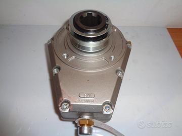 Moltiplicatore di giri femmina con blocco gruppo 2