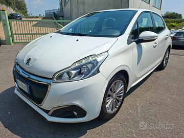 Peugeot 208 1.2 GPL / 5PORTE