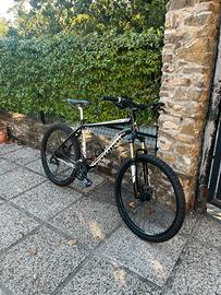 specialized rockhoopper 26”