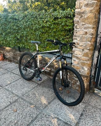 specialized rockhoopper 26”