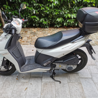 Aprilia sportcity 300