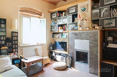 CASA DI CORTE A VECCHIANO