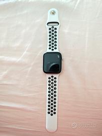 Apple Watch SE 2 44mm 