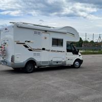 Laika 2400 4 posti 130.000km