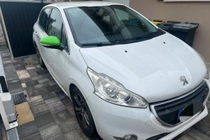 Peugeot 208 1.6 diesel 90cv anno 2015