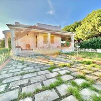 Villino singolo zona arenella rif2910