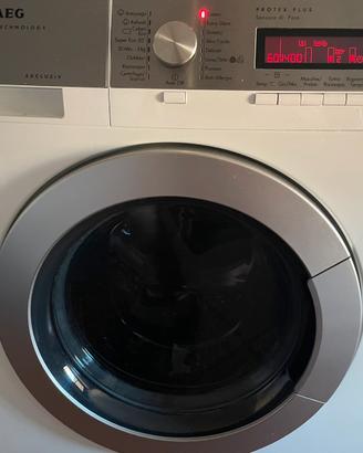 Lavatrice AEG L89499FL2 - top di gamma