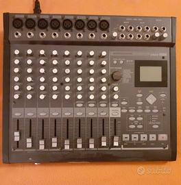 Korg D888 mixer