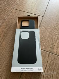 Cover in vera pelle Nomd per iPhone 15 PRO