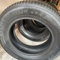 Gomme 215/65 R16