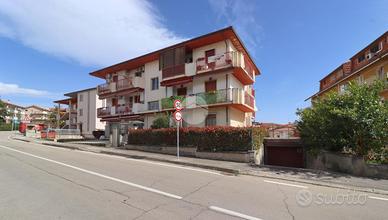 4 LOCALI A LORETO APRUTINO