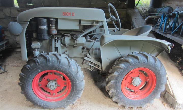 Trattore Eron D18