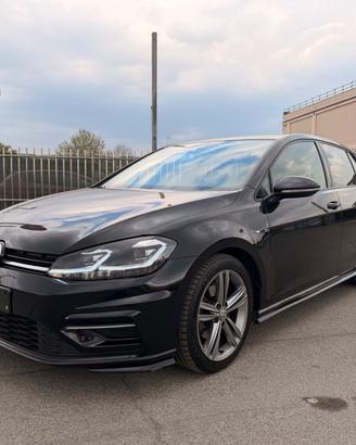 Volkswagen Golf 2.0 TDI DSG 5p. R-Line