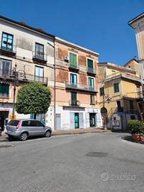 Appartamento di 190 mq in palazzo d'epoca