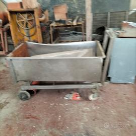 carrelli inox