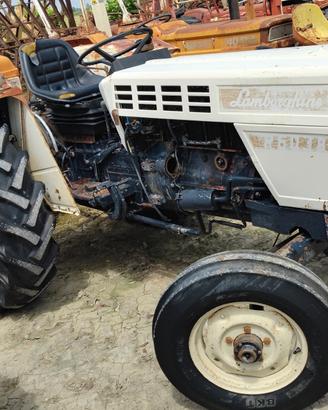 Trattore lamborghini R 603 B motore fuso