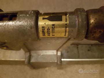 tappatrice tappi corona