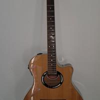 Chitarra yamaha acustica/amplificata APX 500