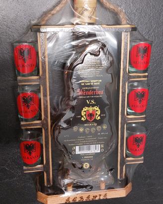 Brandy Albania con 6 bicchierini da collezione