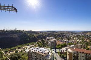 AMPIO APPARTAMENTO PANORAMICO A DUE PASSI DA CORSO