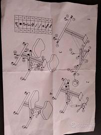 Sedia ergonomica in tessuto e struttura metallica