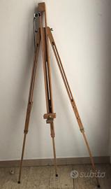 Trepiede pittura