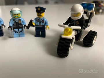 Minifigures Lego polizia e pompieri