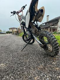 Pit bike 125