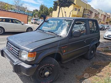 MITSUBISHI Pajero ('82-'00) - 1995