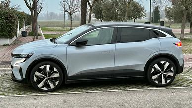 Renault Megane E-Tech EV60 Techno in Garanzia